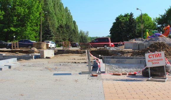 Фото дня. На Космонавтів-3 з’явиться ще одна підвищена «зебра», фото №2 на сайті 20minut.ua