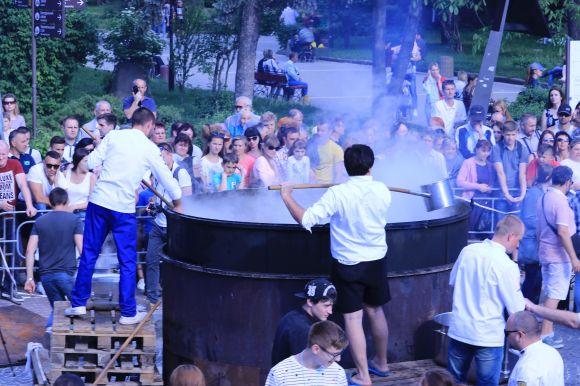 Новини Тернополя - фото з У Тернополі - новий рекорд (фоторепортаж) У Тернополі - новий рекорд (фоторепортаж), фото №4 на сайті 20minut.ua