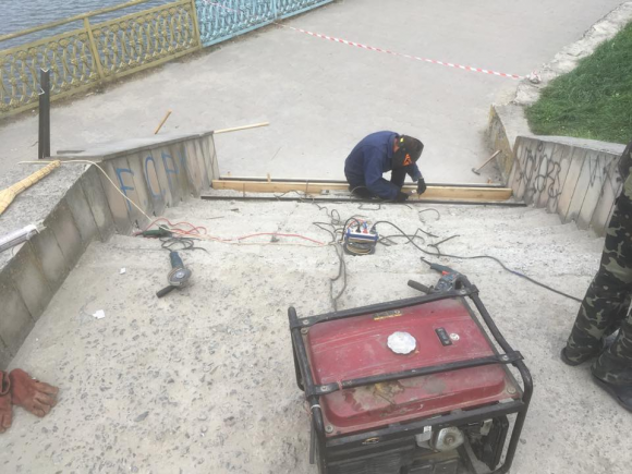 Новини Хмельницького - фото з Фестивалі "на носі". За бюджетні кошти почали ремонтувати набережну, яка знаходиться в оренді Фестивалі "на носі". За бюджетні кошти почали ремонтувати набережну, яка знаходиться в оренді, фото №1 на сайті vsim.ua