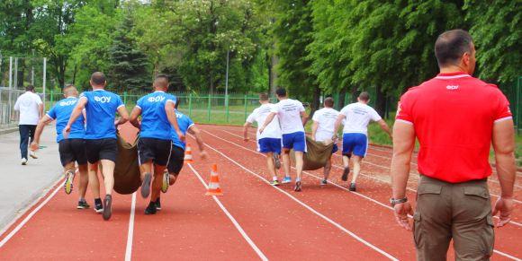 Новини Вінниці - фото з Евакуація VIP-особи: розпочалися змагання бодігардів. Фото та гіфки Евакуація VIP-особи: розпочалися змагання бодігардів. Фото та гіфки, фото №7 на сайті 20minut.ua