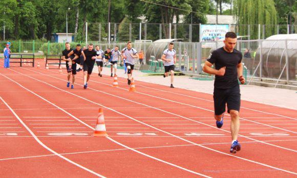 Новини Вінниці - фото з Евакуація VIP-особи: розпочалися змагання бодігардів. Фото та гіфки Евакуація VIP-особи: розпочалися змагання бодігардів. Фото та гіфки, фото №10 на сайті 20minut.ua