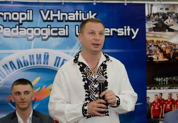 Де бере вишиванки Степан Барна, фото №2 на сайті 20minut.ua