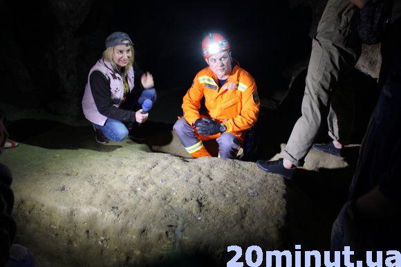 Новини Тернополя - фото з Загублені в печері: як рятували журналістів, які залишились без світла і з кажанами (відео) Загублені в печері: як рятували журналістів, які залишились без світла і з кажанами (відео), фото №3 на сайті 20minut.ua
