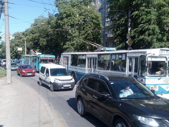 Новини Хмельницького - фото з Старокостянтинівський міст знову на ремонті. Що роблять на цей раз? Старокостянтинівський міст знову на ремонті. Що роблять на цей раз?, фото №3 на сайті vsim.ua