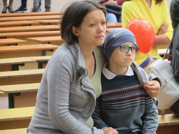 Вистава просто неба і розваги для дітей: 25 фото з Дня матері у Хмельницькому, фото №12 на сайті vsim.ua