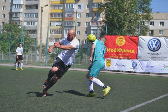 Новини Хмельницького - фото з ВСІМ Бізнес-ліга: чемпіон стартує драматичною перемогою ВСІМ Бізнес-ліга: чемпіон стартує драматичною перемогою, фото №3 на сайті vsim.ua