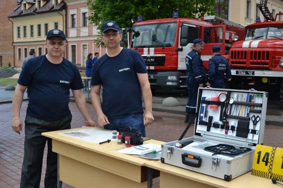 Тренування собак та відбитки пальців. Якою у Кам’янці була ярмарка правоохоронних професій (ФОТО), фото №1 на сайті 20minut.ua