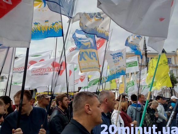 Мітинг під ОДА: політсили вимагають скасувати "мажоритарку" і політрекламу, фото №2 на сайті 20minut.ua