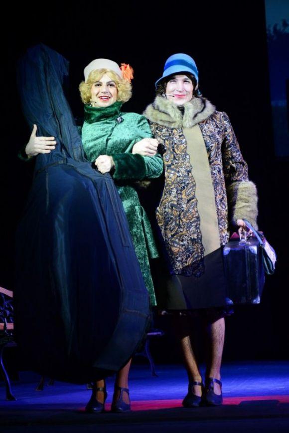 Новини Вінниці - фото з Для тех, кто любит погорячее! Винница впервые увидит мюзикл-легенду «В джазе только девушки» Для тех, кто любит погорячее! Винница впервые увидит мюзикл-легенду «В джазе только девушки», фото №1 на сайті 20minut.ua