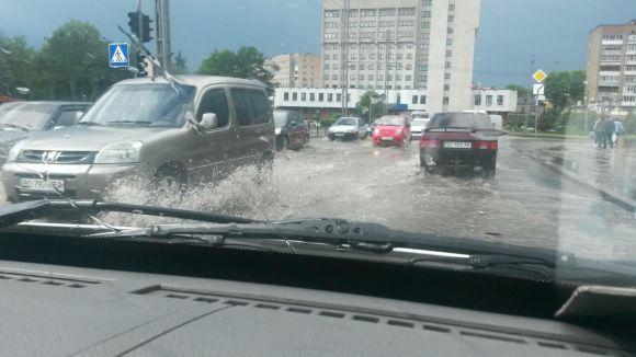 Новини Тернополя - фото з У Тернополі після зливи потоп У Тернополі після зливи потоп, фото №3 на сайті 20minut.ua