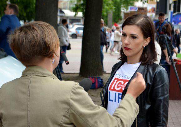 Акція на Проскурівській: танцювали, співали і проходили тест на ВІЛ, фото №2 на сайті vsim.ua