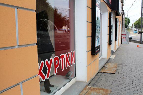 Новини Вінниці - фото з Ремонтують дім навпроти «Універмагу». У планах — ще шість будинків на Соборній Ремонтують дім навпроти «Універмагу». У планах — ще шість будинків на Соборній, фото №3 на сайті 20minut.ua