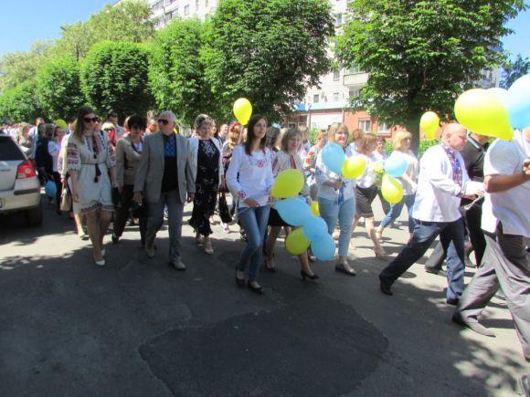 На Вознесіння вдягнули вишиванку (оновлено фото + відео), фото №5 на сайті 20minut.ua