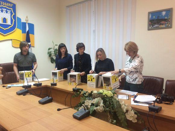Під час фестивалю «Крила» зібрали майже дванадцять тисяч гривень на реконструкцію літака в житомирському парку, фото №1 на сайті 20minut.ua