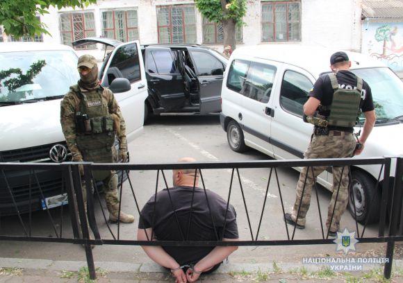 У Житомирі поліцейські вилучили з автомобіля гранату, фото №1 на сайті 20minut.ua