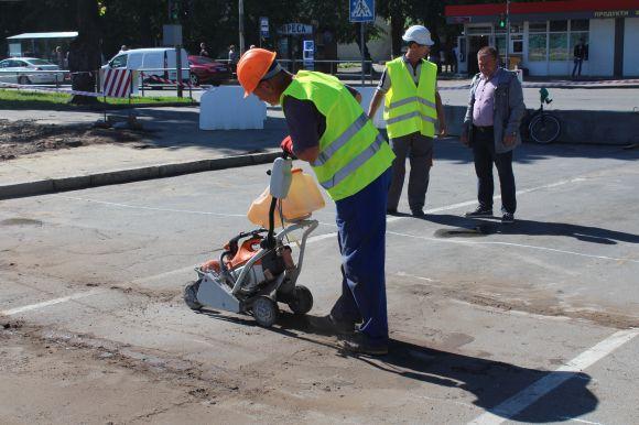 За 19 мільйонів гривень будують футбольне поле біля Палацу дітей та юнацтва, фото №6 на сайті 20minut.ua