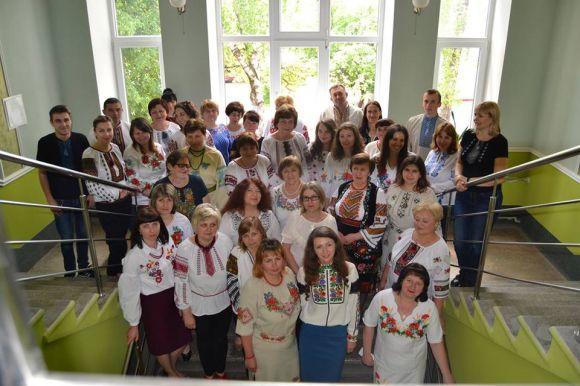 День вишиванки: тернополяни заполонили соцмережі фотографіями у національному вбранні, фото №8 на сайті 20minut.ua