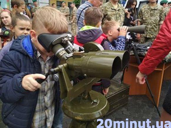 Новини Вінниці - фото з День Європи у Вінниці: прямий фоторепортаж зі всіх локацій (ОНОВЛЕНО) День Європи у Вінниці: прямий фоторепортаж зі всіх локацій (ОНОВЛЕНО), фото №5 на сайті 20minut.ua