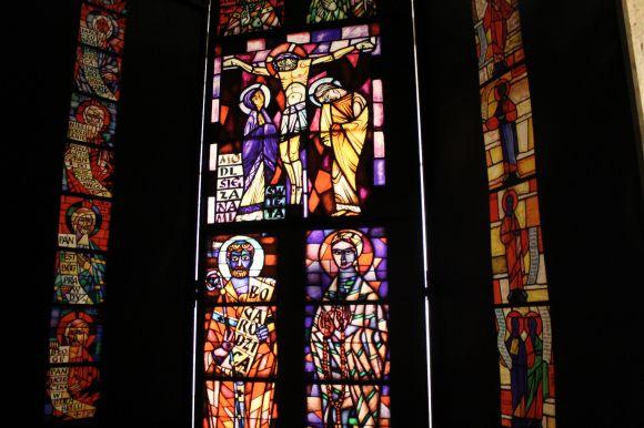 Новини Вінниці - фото з Храм світла: у вінницьких катакомбах відкрили виставку вітражів Храм світла: у вінницьких катакомбах відкрили виставку вітражів, фото №7 на сайті 20minut.ua