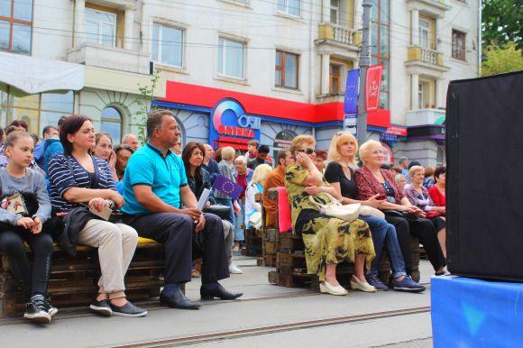 Новини Вінниці - фото з Як проходить День Європи у Вінниці (ФОТОРЕПОРТАЖ) Як проходить День Європи у Вінниці (ФОТОРЕПОРТАЖ), фото №25 на сайті 20minut.ua