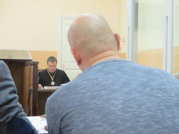 Новини Хмельницького - фото з Попався на хабарі. Підполковник поліції “переїхав” із Кам’янця в хмельницьке СІЗО Попався на хабарі. Підполковник поліції “переїхав” із Кам’янця в хмельницьке СІЗО, фото №2 на сайті vsim.ua