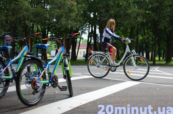 Новини Вінниці - фото з День Європи у Вінниці: прямий фоторепортаж зі всіх локацій (ОНОВЛЕНО) День Європи у Вінниці: прямий фоторепортаж зі всіх локацій (ОНОВЛЕНО), фото №6 на сайті 20minut.ua