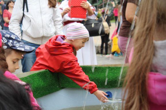 Новини Вінниці - фото з Як проходить День Європи у Вінниці (ФОТОРЕПОРТАЖ) Як проходить День Європи у Вінниці (ФОТОРЕПОРТАЖ), фото №15 на сайті 20minut.ua