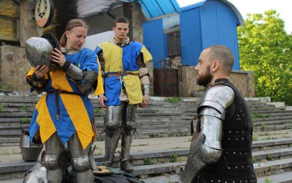 Новини Вінниці - фото з Тендітна жінка в обладунках рицаря: дві перемоги вінничанки у Римі Тендітна жінка в обладунках рицаря: дві перемоги вінничанки у Римі, фото №9 на сайті 20minut.ua