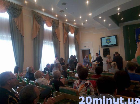 Новини Кам'янця-Подільського - фото з Закордонні делегації та частування варениками: у Кам’янці святкують День міста (ФОТО) Закордонні делегації та частування варениками: у Кам’янці святкують День міста (ФОТО), фото №1 на сайті 20minut.ua