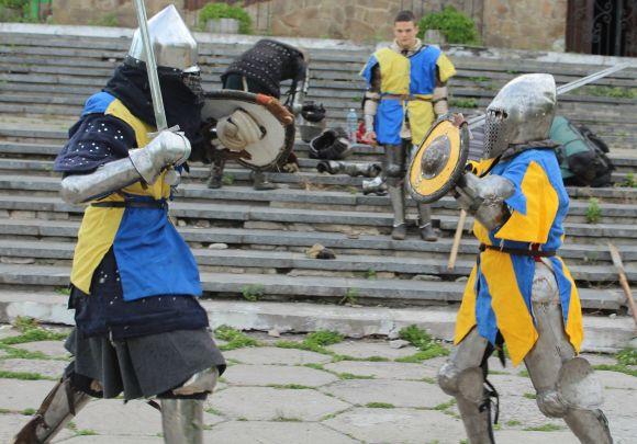 Новини Вінниці - фото з Тендітна жінка в обладунках рицаря: дві перемоги вінничанки у Римі Тендітна жінка в обладунках рицаря: дві перемоги вінничанки у Римі, фото №2 на сайті 20minut.ua