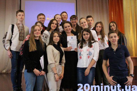 Новини Тернополя - фото з Кращим класним керівником стала вчителька школи №5 Ірина Савельєва Кращим класним керівником стала вчителька школи №5 Ірина Савельєва, фото №2 на сайті 20minut.ua