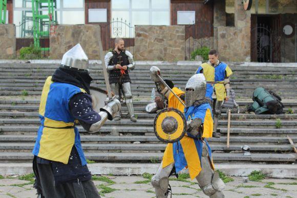 Новини Вінниці - фото з Тендітна жінка в обладунках рицаря: дві перемоги вінничанки у Римі Тендітна жінка в обладунках рицаря: дві перемоги вінничанки у Римі, фото №10 на сайті 20minut.ua