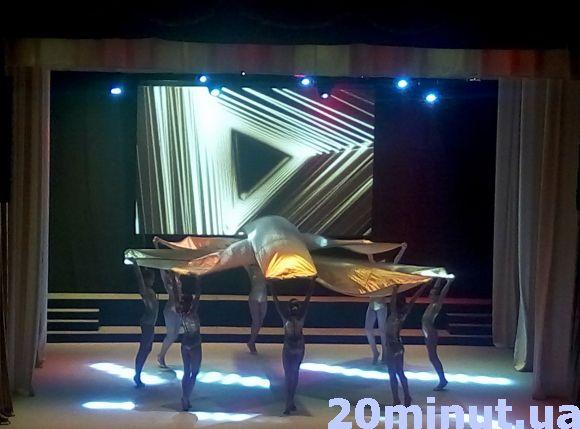 У Кам’янці святковим концертом відкрили міський Будинок культури (ФОТО), фото №3 на сайті 20minut.ua