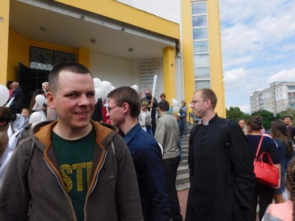 Новини Хмельницького - фото з Хода за сімейні цінності у Хмельницькому: хто йшов у колоні Хода за сімейні цінності у Хмельницькому: хто йшов у колоні, фото №6 на сайті vsim.ua