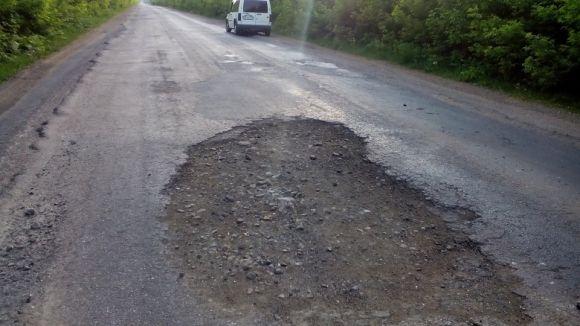 Новини Козятина - фото з Дорога з Козятина до Білої Церкви виглядає як після бомбардування Дорога з Козятина до Білої Церкви виглядає як після бомбардування, фото №2 на сайті 20minut.ua