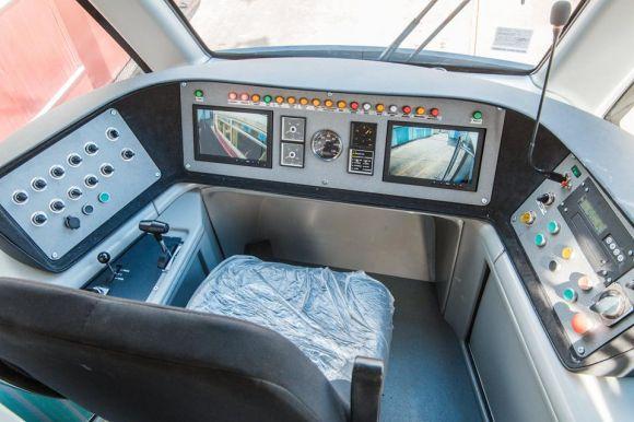 У Вінниці на маршрут вийшов новий шістнадцятиметровий трамвай VinWay, фото №2 на сайті 20minut.ua