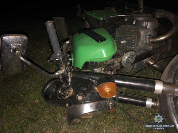 Новини Вінниці - фото з У Вінницькому районі перекинувся мотоцикл. Молодий водій у лікарні У Вінницькому районі перекинувся мотоцикл. Молодий водій у лікарні, фото №2 на сайті 20minut.ua