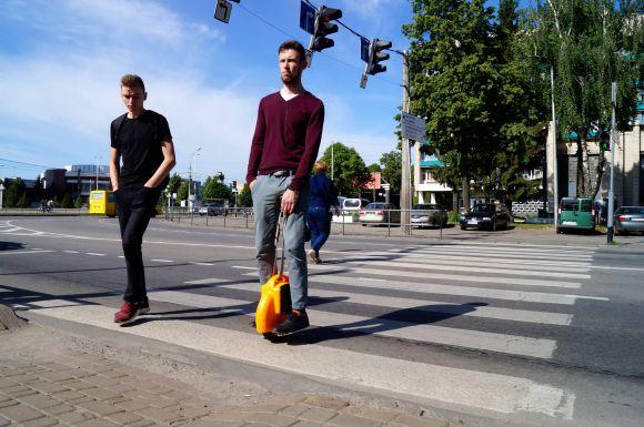 Новини Вінниці - фото з Проїхали на моноколесі з центру до залізничного вокзалу. Як воно? Проїхали на моноколесі з центру до залізничного вокзалу. Як воно?, фото №7 на сайті 20minut.ua