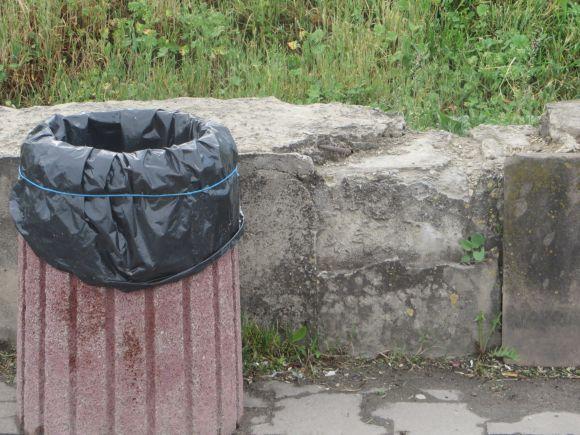 Новини Хмельницького - фото з Встигли до "Rock&Buh". На набережній відремонтували занедбані сходи Встигли до "Rock&Buh". На набережній відремонтували занедбані сходи, фото №5 на сайті vsim.ua