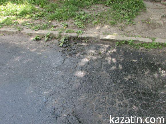 Новини Козятина - фото з Дорогу на стадіон зробили абияк Дорогу на стадіон зробили абияк, фото №4 на сайті 20minut.ua