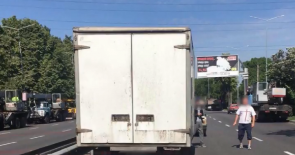 Новини Вінниці - фото з Вінниця 24 травня: незначні ДТП, двічі гасили займання біля лісу та проблеми з вигрібними ямами Вінниця 24 травня: незначні ДТП, двічі гасили займання біля лісу та проблеми з вигрібними ямами, фото №2 на сайті 20minut.ua