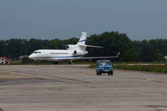Новини Вінниці - фото з Рекордний день аеропорту «Вінниця»: крім регулярних рейсів, зустрічали ще й футбольних фанів Рекордний день аеропорту «Вінниця»: крім регулярних рейсів, зустрічали ще й футбольних фанів, фото №6 на сайті 20minut.ua