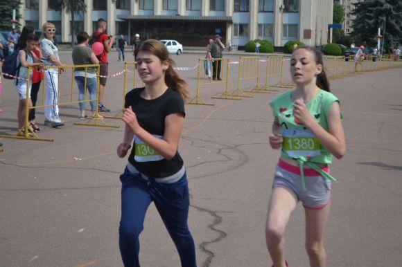 Хмельницький біжить: шукайте себе на фото, фото №26 на сайті vsim.ua