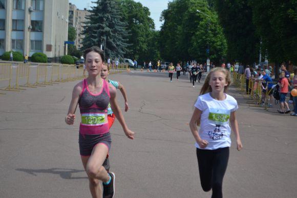 Хмельницький біжить: шукайте себе на фото, фото №27 на сайті vsim.ua