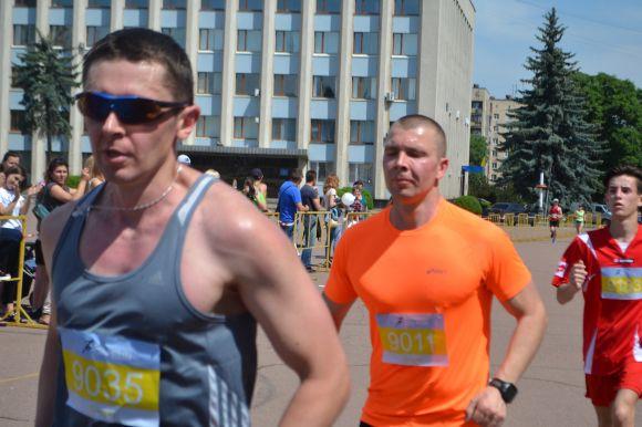 Хмельницький біжить: шукайте себе на фото, фото №61 на сайті vsim.ua