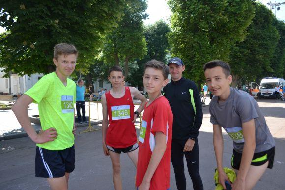 Хмельницький біжить: шукайте себе на фото, фото №2 на сайті vsim.ua