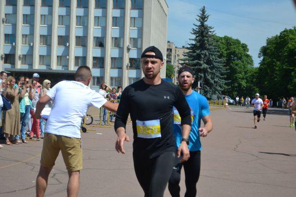 Хмельницький біжить: шукайте себе на фото, фото №60 на сайті vsim.ua