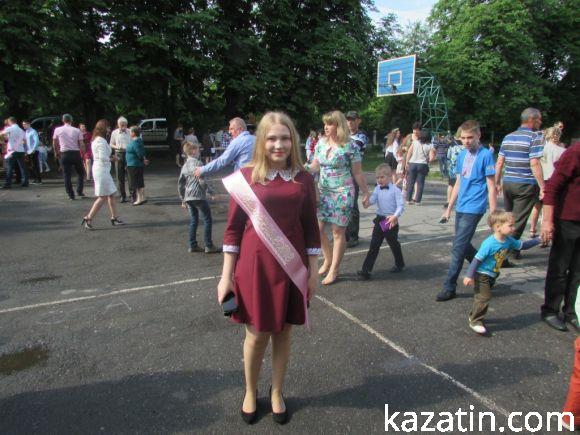 Останній дзвінок в другій школі (фоторепортаж), фото №19 на сайті 20minut.ua