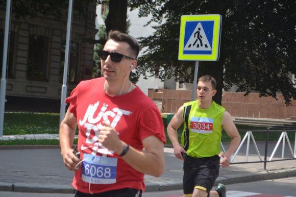 Хмельницький біжить: шукайте себе на фото, фото №37 на сайті vsim.ua