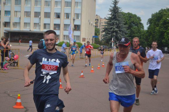 Хмельницький біжить: шукайте себе на фото, фото №41 на сайті vsim.ua